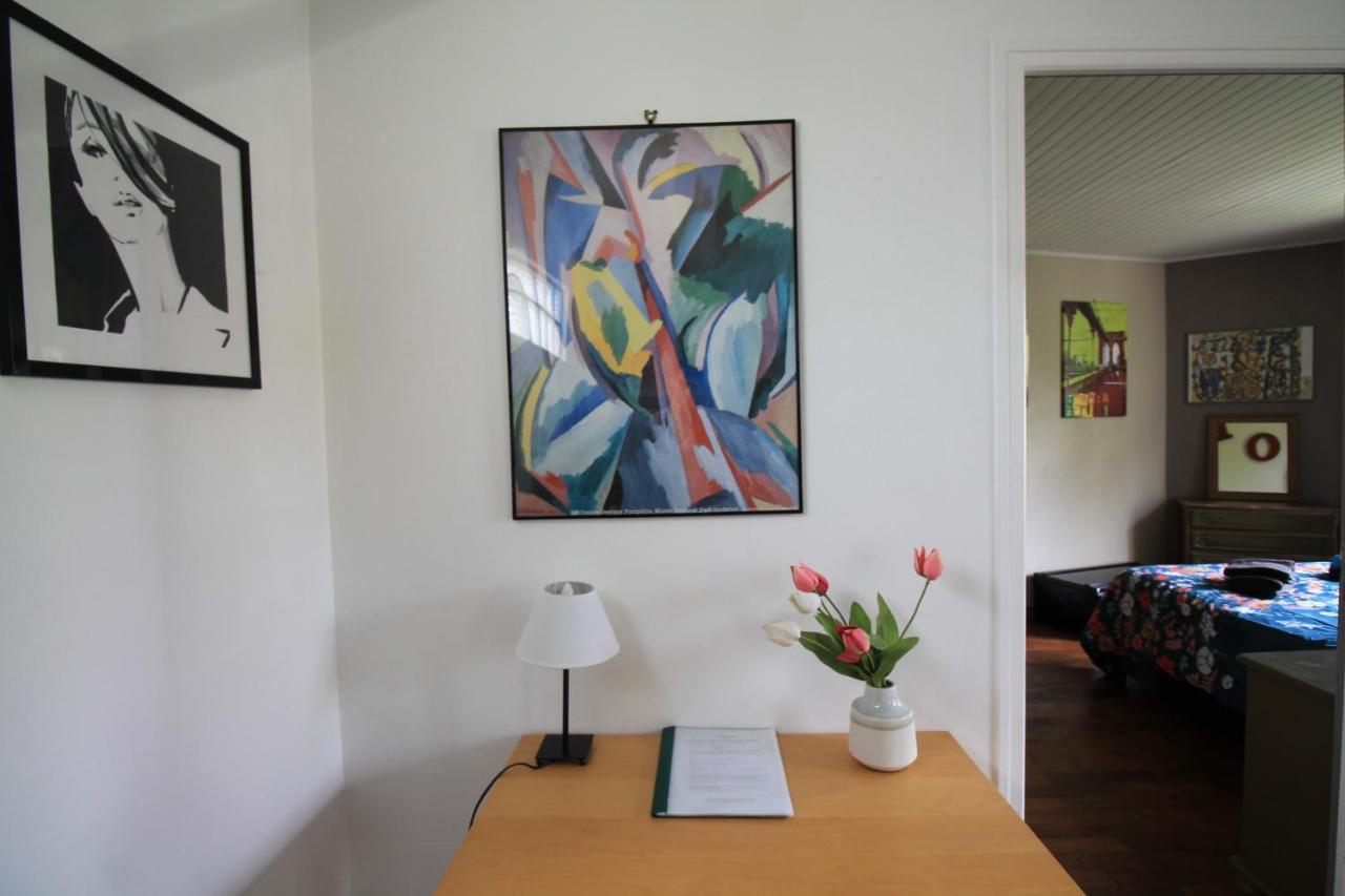 Disponible - Appartement Entier - Ligne H 15Mn Paris-Gare Du Nord, Parking Rue Gratuit, 4 Pers, Station De Train En Face Toutes Les 15Mn, Hippodrome, Cdfas, Universite, Borne Electrique, 1Er Etage 오본느 외부 사진