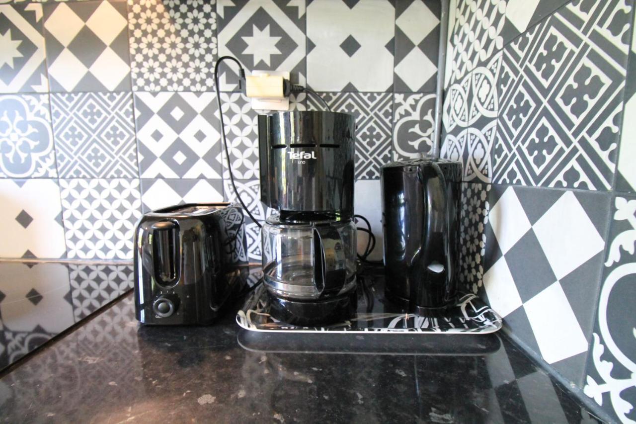 Disponible - Appartement Entier - Ligne H 15Mn Paris-Gare Du Nord, Parking Rue Gratuit, 4 Pers, Station De Train En Face Toutes Les 15Mn, Hippodrome, Cdfas, Universite, Borne Electrique, 1Er Etage 오본느 외부 사진
